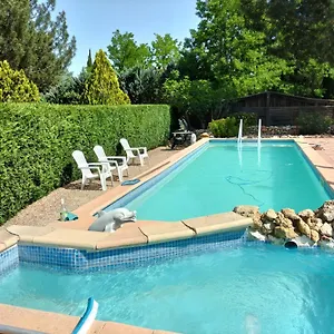 Le Clos Des Cigales Les Lauriers Roses Hébergement de vacances Le Thoronet