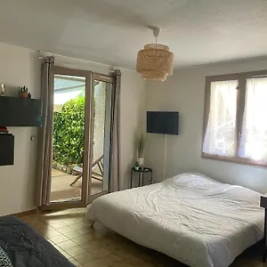 - Les Bains Appartement Gréoux-les-Bains